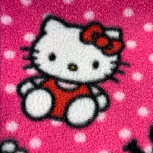 Hello Kitty Pink Baby Blanket - Picture 9 of 9